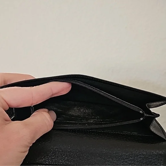 Gucci Trifold Long Wallet - Picture 10 of 10